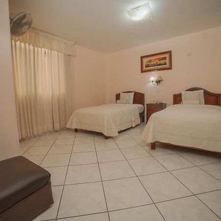 Hotel Torre Norte Trujillo Zewnętrze zdjęcie