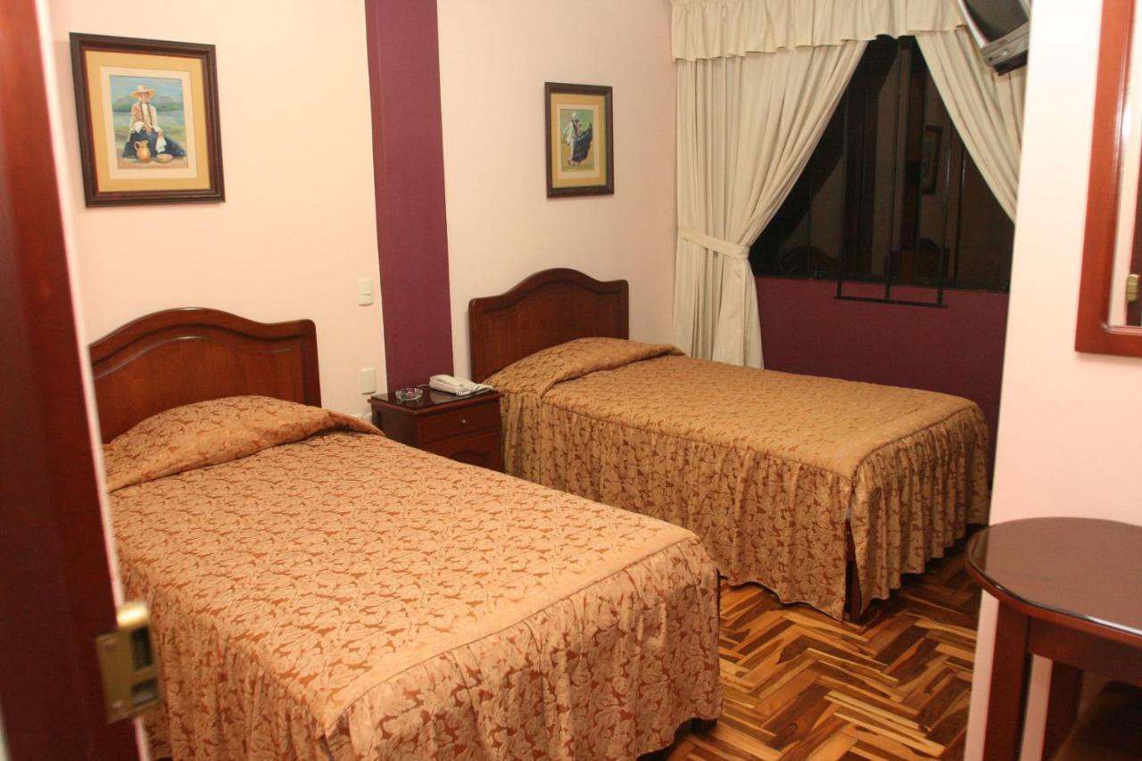 Hotel Torre Norte Trujillo Zewnętrze zdjęcie