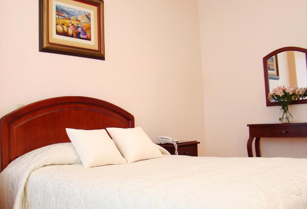 Hotel Torre Norte Trujillo Zewnętrze zdjęcie