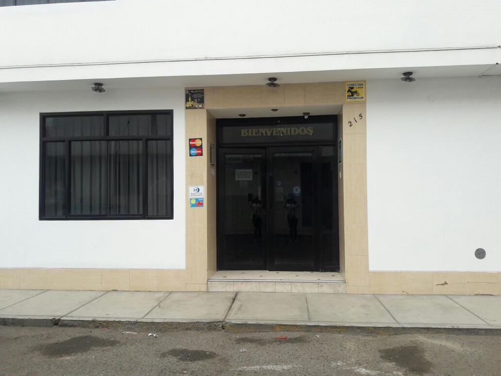 Hotel Torre Norte Trujillo Zewnętrze zdjęcie
